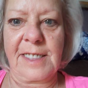 Meet your Posher, Connie